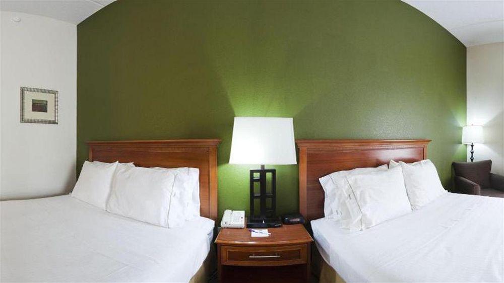Holiday Inn Express Hotel & Suites Dublin By Ihg Εξωτερικό φωτογραφία