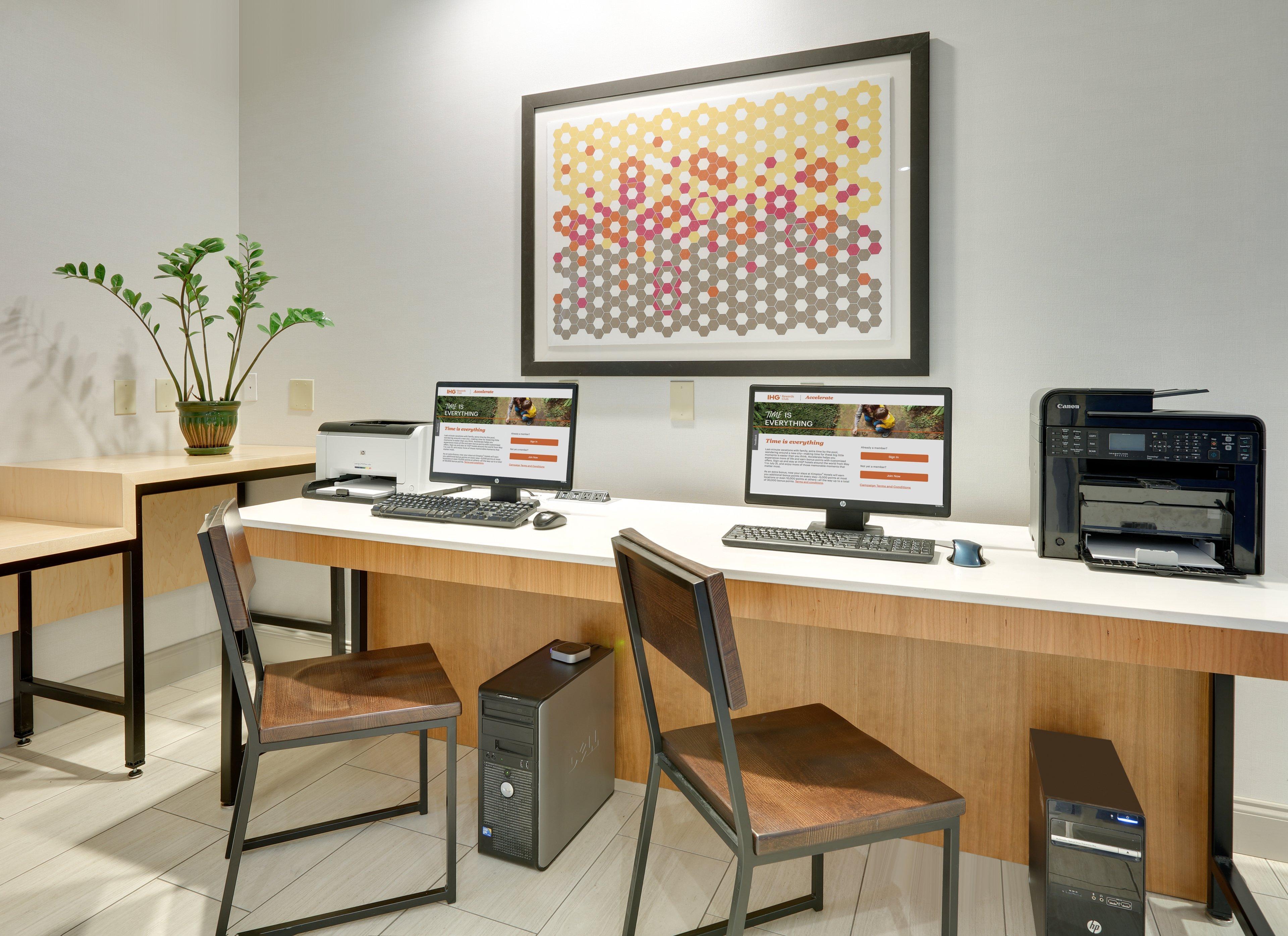 Holiday Inn Express Hotel & Suites Dublin By Ihg Εξωτερικό φωτογραφία