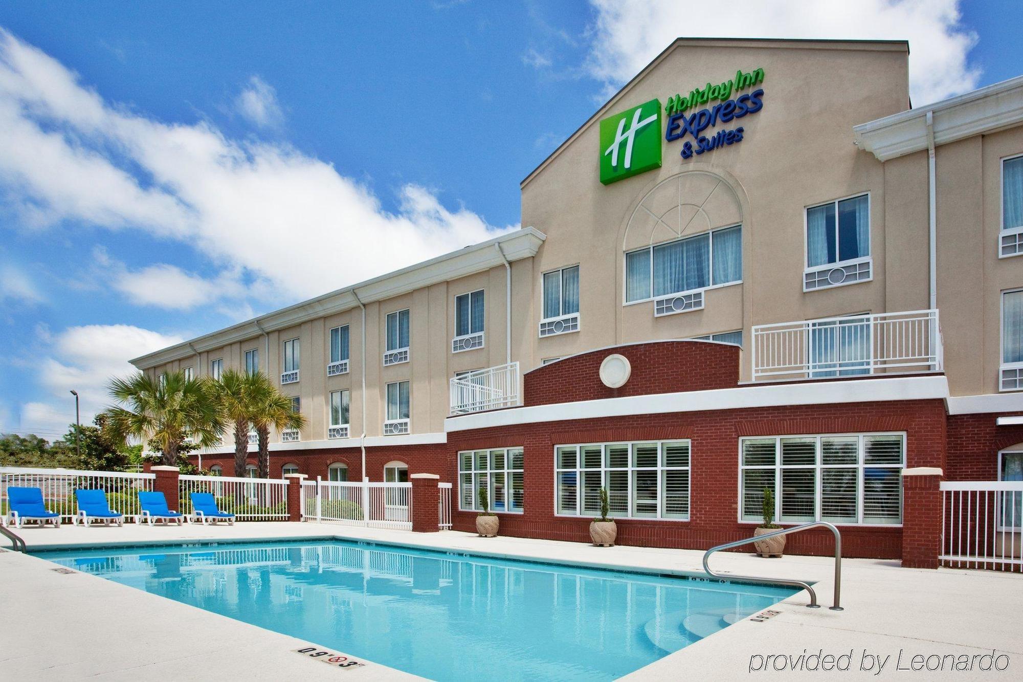 Holiday Inn Express Hotel & Suites Dublin By Ihg Εξωτερικό φωτογραφία